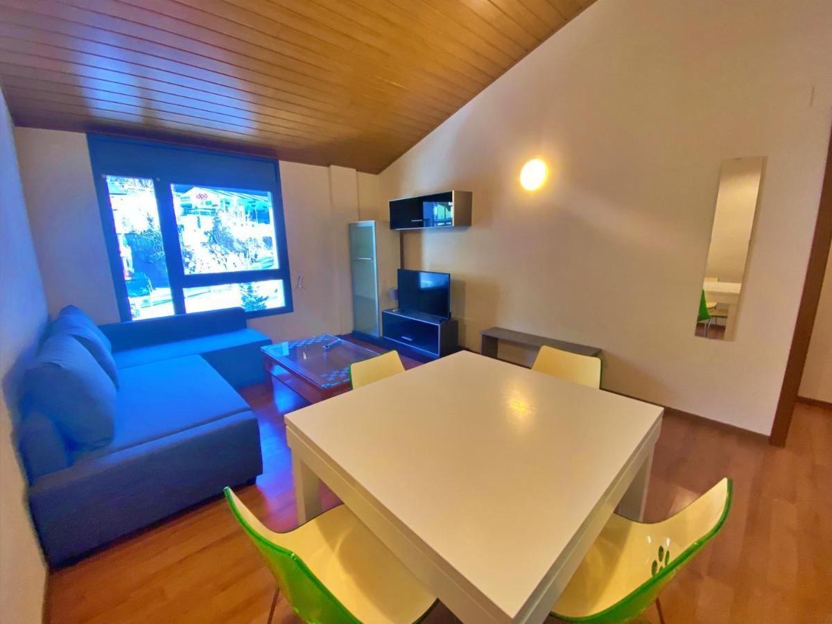 Tucamp 4.2 Hasta 4 Personas Junto Al Funicamp Apartment Енкамп Екстериор снимка